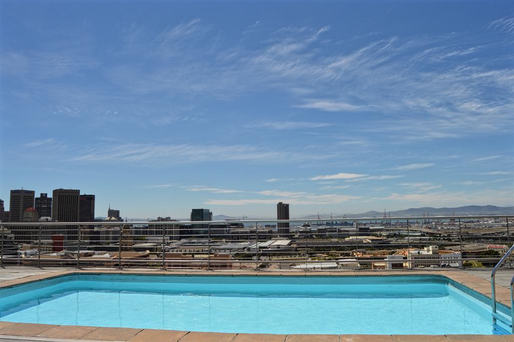 Urban Oasis At The Four Seasons Appartement Kaapstad Buitenkant foto