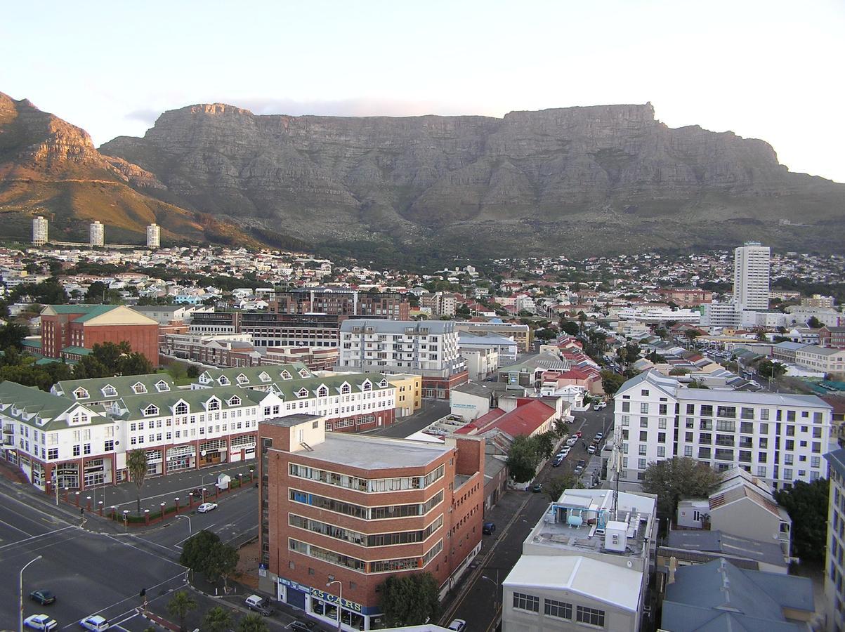 Urban Oasis At The Four Seasons Appartement Kaapstad Buitenkant foto