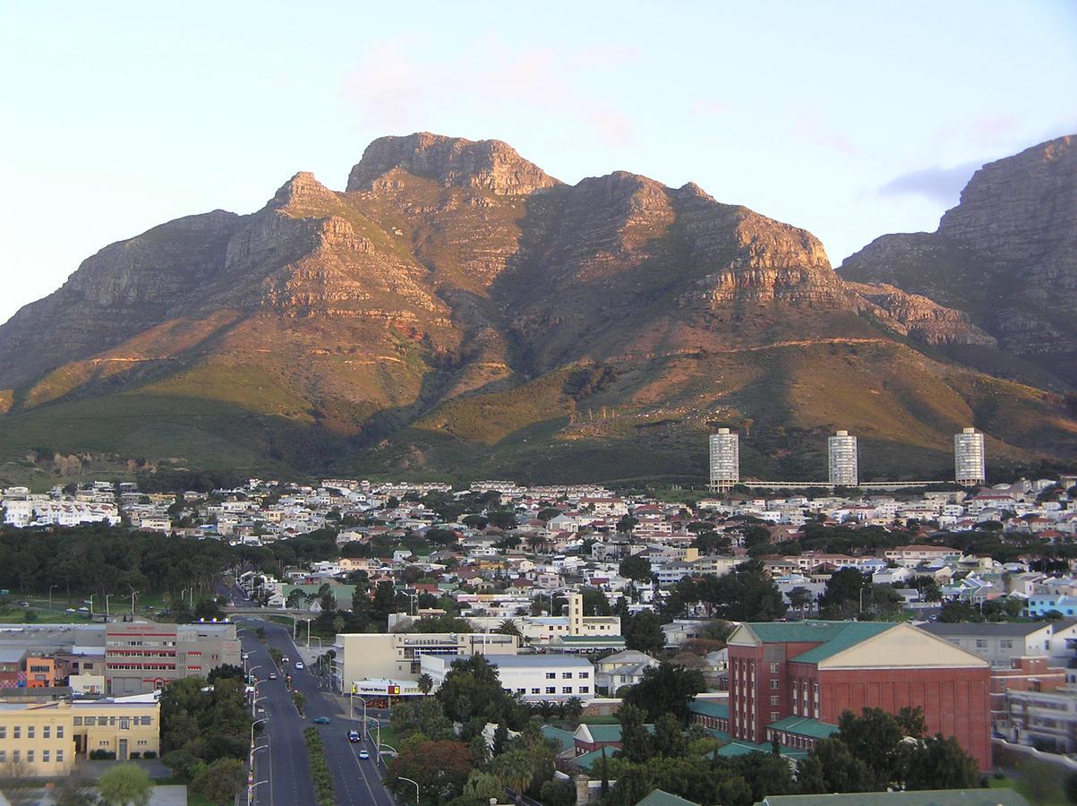 Urban Oasis At The Four Seasons Appartement Kaapstad Buitenkant foto