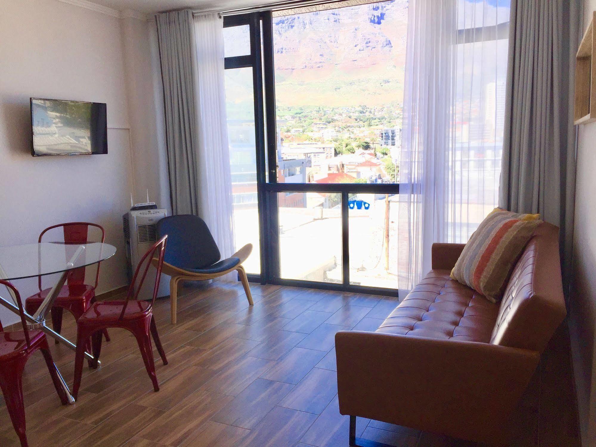 Urban Oasis At The Four Seasons Appartement Kaapstad Buitenkant foto