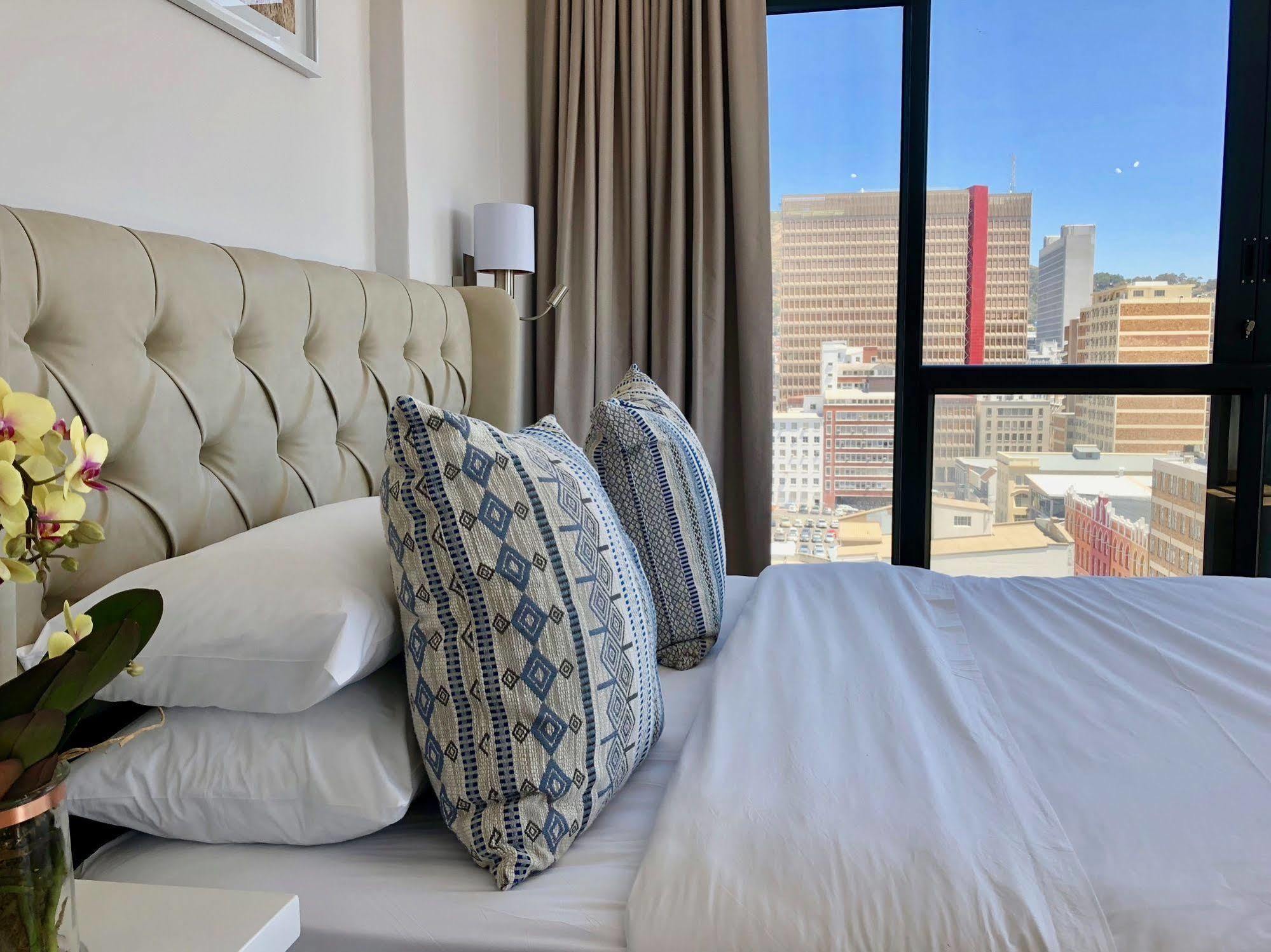 Urban Oasis At The Four Seasons Appartement Kaapstad Buitenkant foto